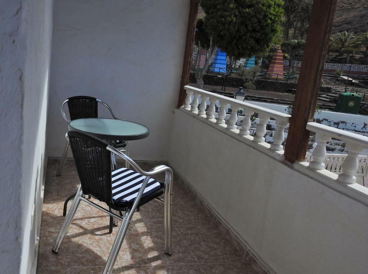 La Palmera1 Casa Al Primer Piso Con 2 Dormitorios - Two Bedroom House On The First Floor --- La Palmera 2 Casa En Planta Baja Con 1 Dormitorio, One Bedroom House On The Ground Floor Agaete  Eksteriør billede